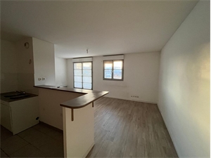 t3 à la location -   91290  ARPAJON, surface 61 m2 location t3 - UBI446709635